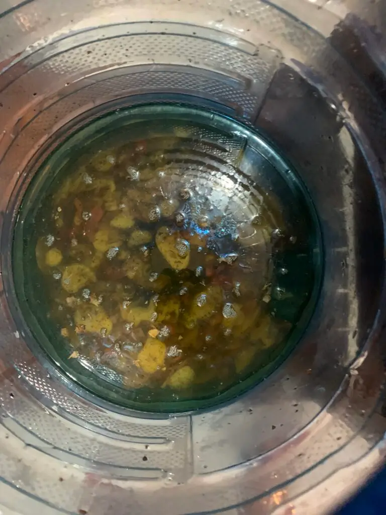 mélange curcuma gingembre, galanga, poivre de Kampot et huile de coco, trésors du Cambodge